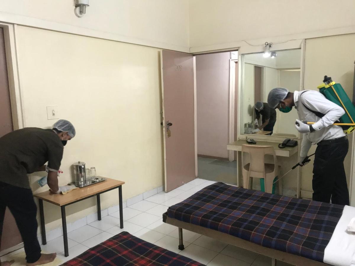 Maurya Residency Hotel Пюн Екстериор снимка