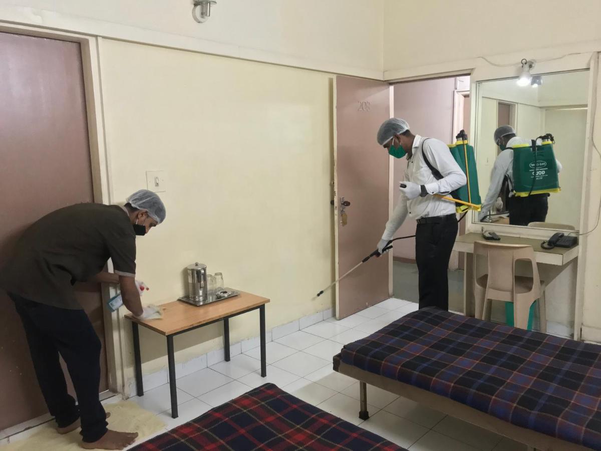 Maurya Residency Hotel Пюн Екстериор снимка