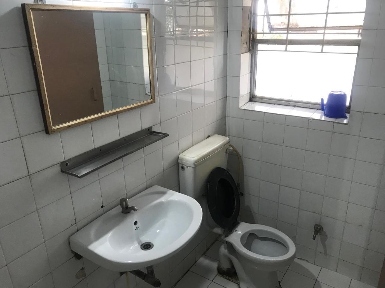 Maurya Residency Hotel Пюн Екстериор снимка