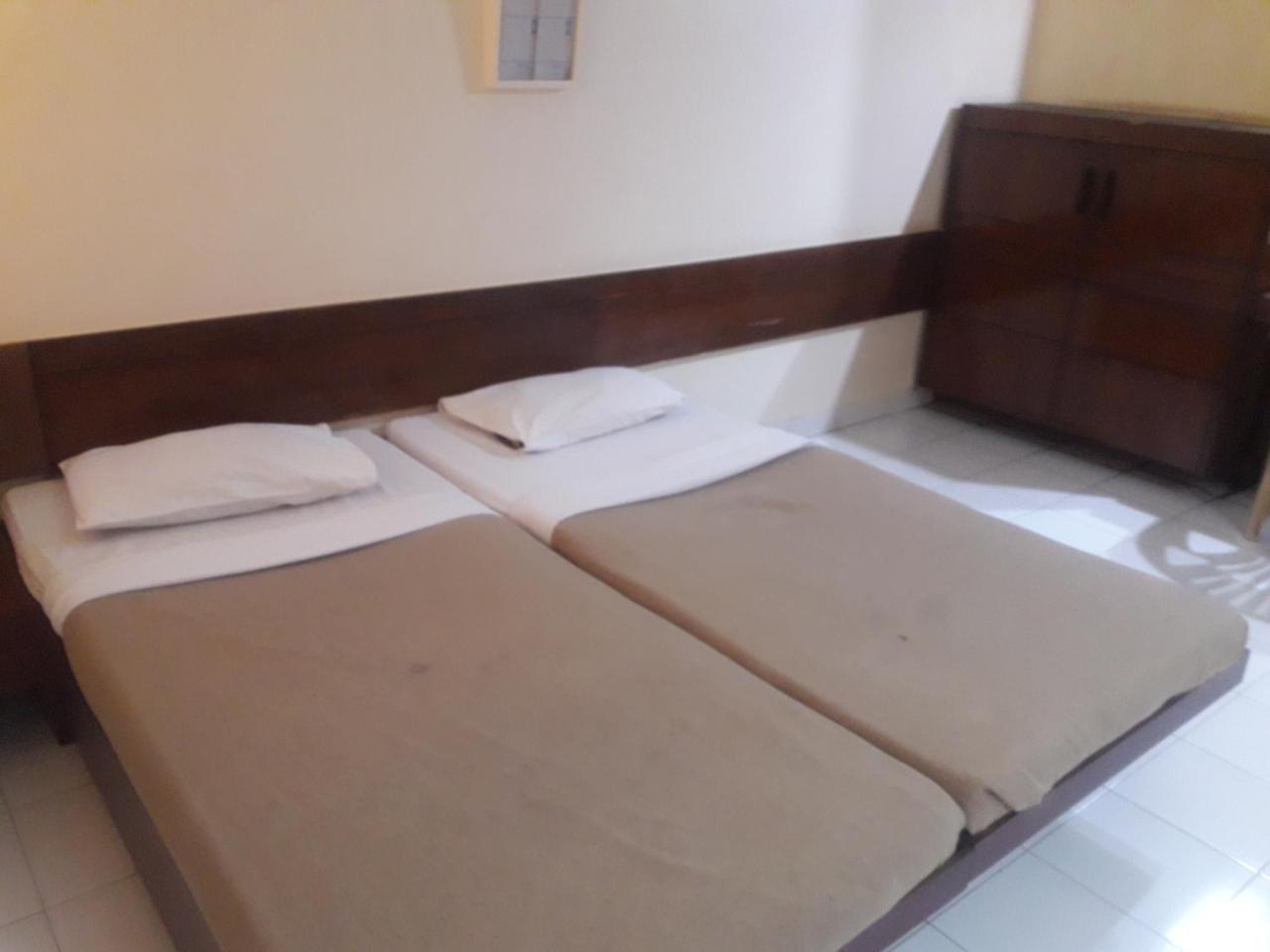 Maurya Residency Hotel Пюн Екстериор снимка