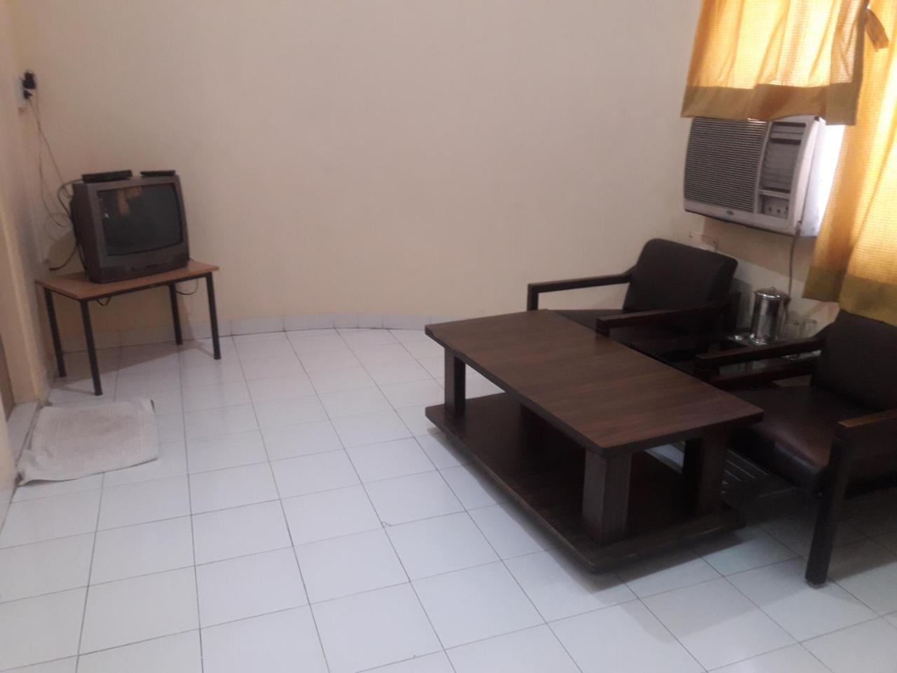 Maurya Residency Hotel Пюн Екстериор снимка